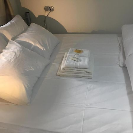 Kalkedon Hostel Истанбул Екстериор снимка